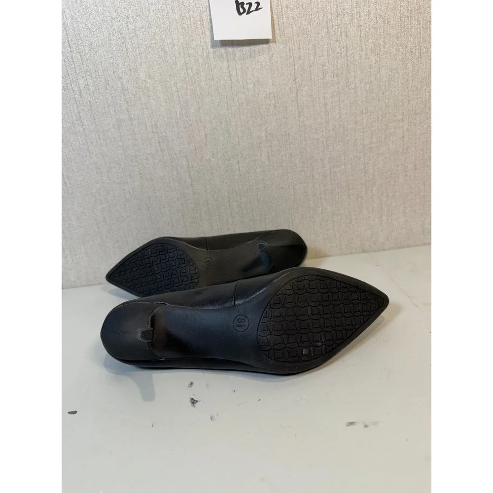 Merona Black Classic Pointed‎ Toe Kitten Heel Pumps – Size 8.5 capsule timeless